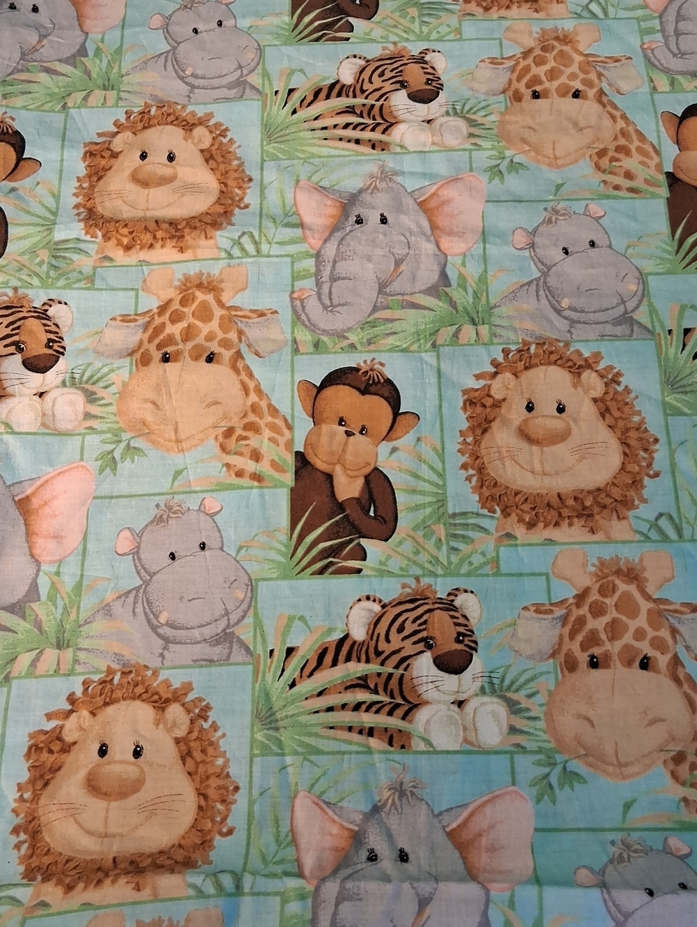 Cute Nursery Animal Print Fabric 3137